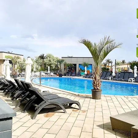 Citadell Sea View - N Pools *